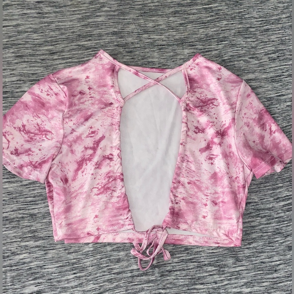 Cute crop shirt